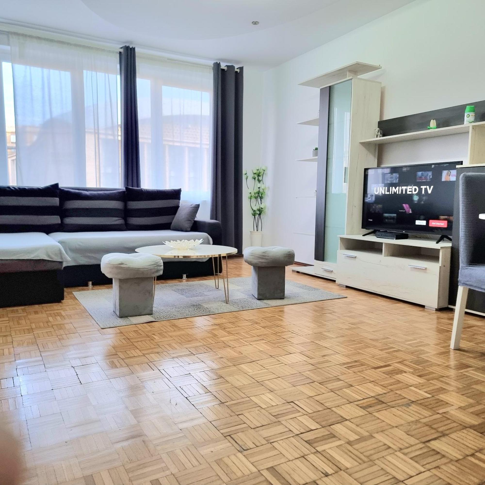 Chic Comfort 1Bdr With Landmark View - Concerthall Bucarest Exterior foto