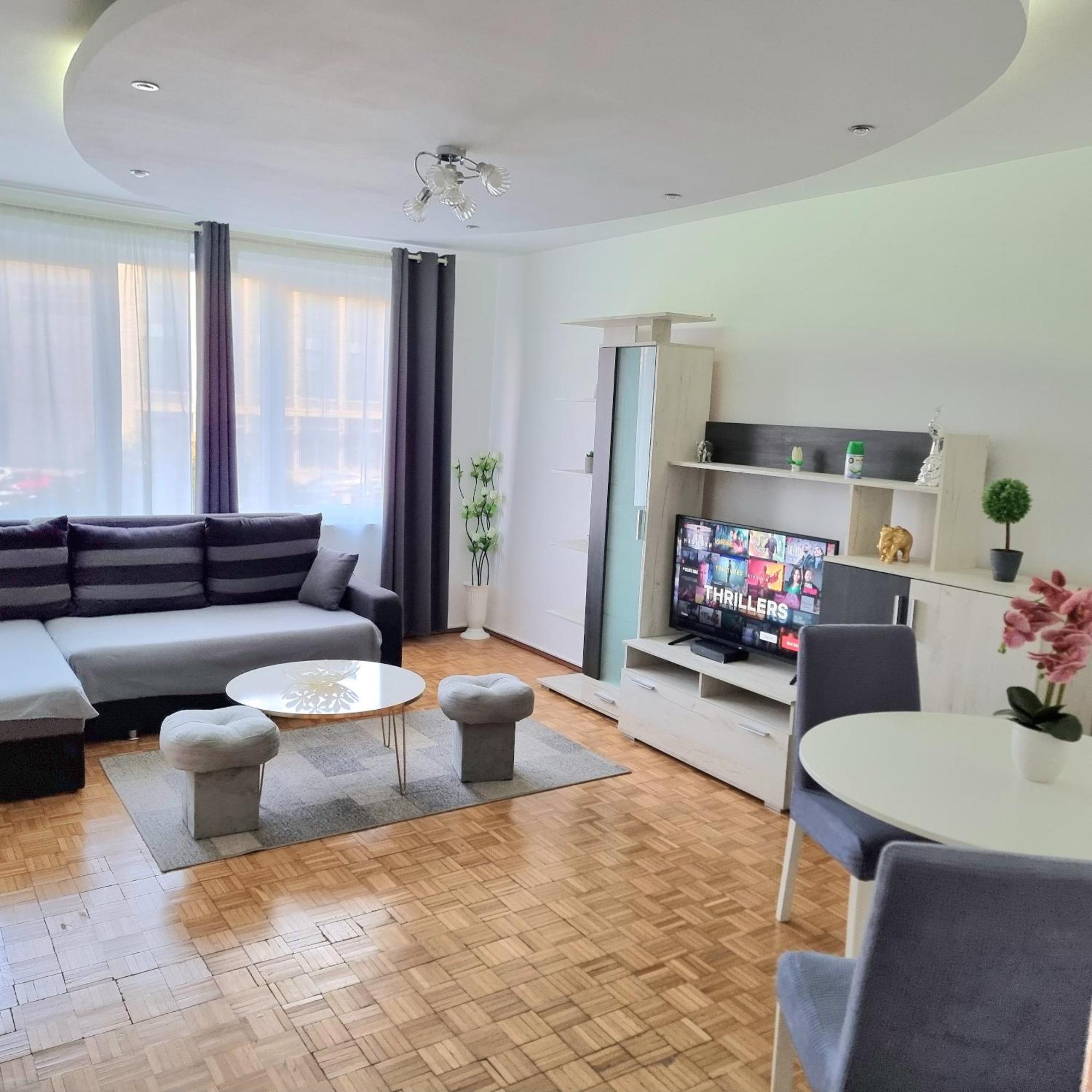 Chic Comfort 1Bdr With Landmark View - Concerthall Bucarest Exterior foto